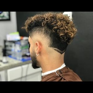 Meet your Posher, Ethan